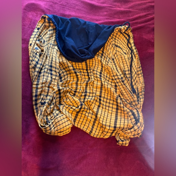 Flannel - Picture 2 of 4